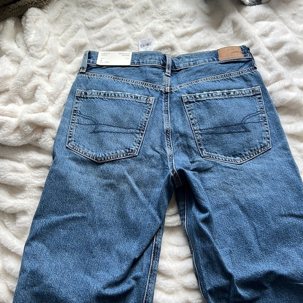 Women’s Low-rise baggy jeans